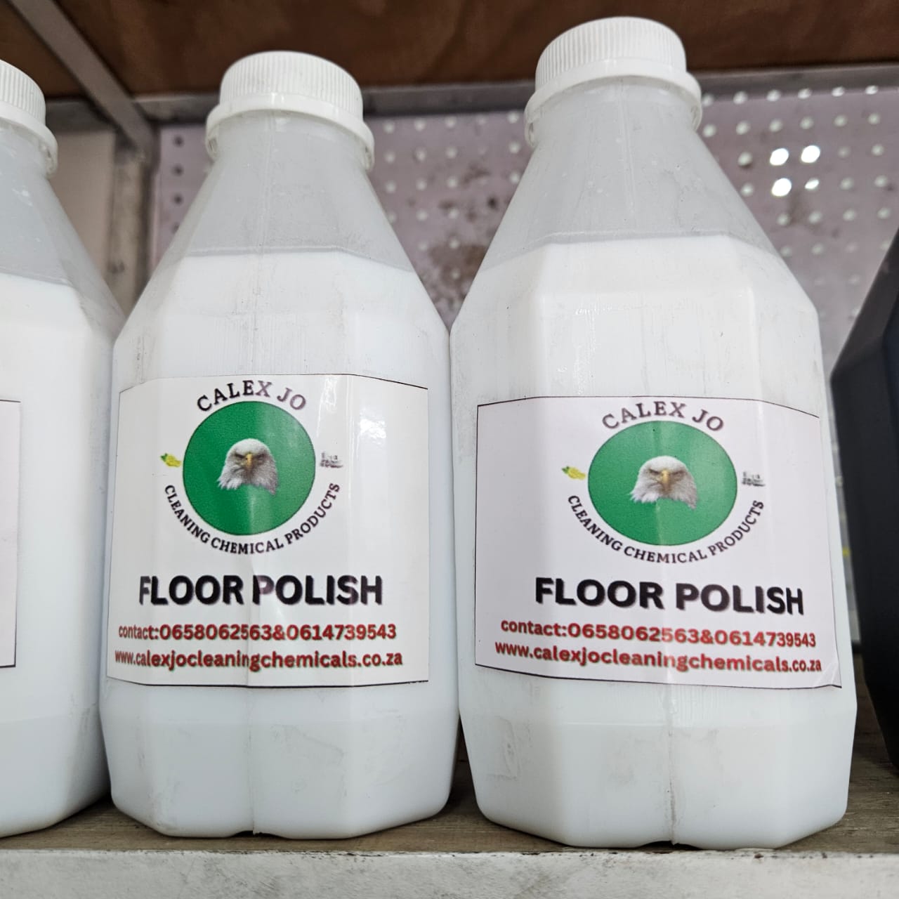 Black dip floor polish